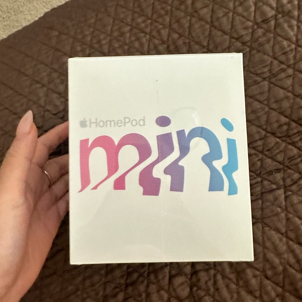 Apple HomePod Mini brand new in plastic never opened